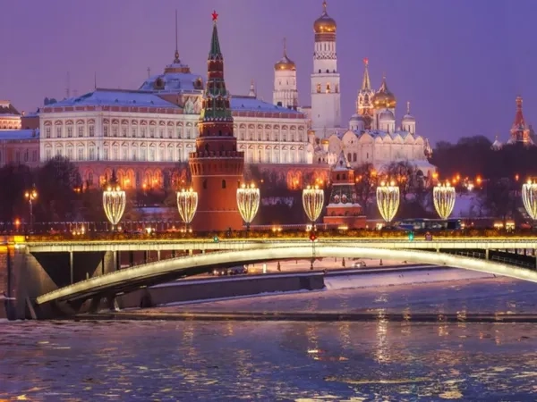 подсветка знаменитого Московского Кремля